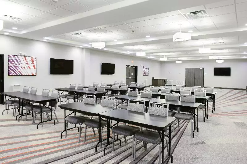 ホテル Holiday Inn Abilene   North College Area, An Ihg
