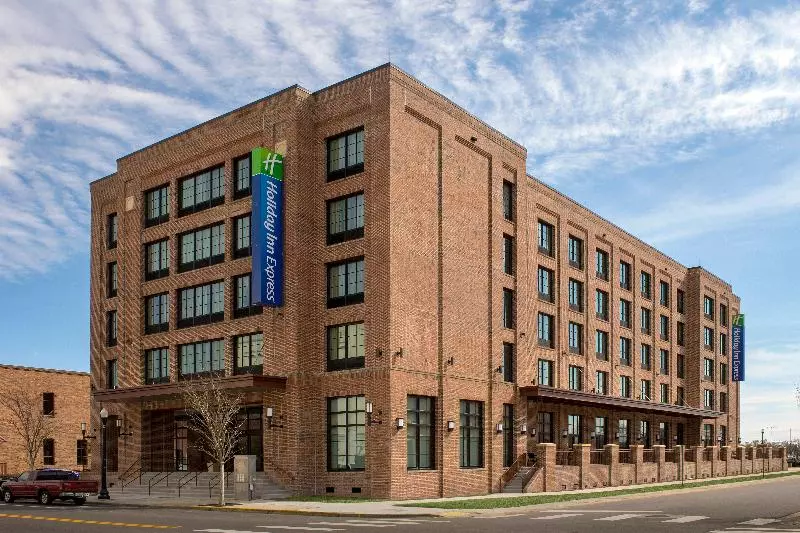 ホテル Holiday Inn Express Pensacola Downtown, An Ihg