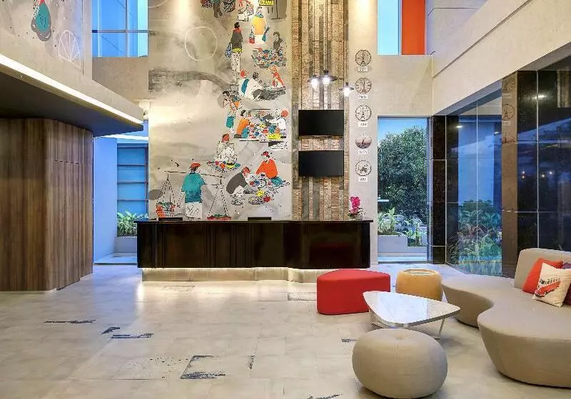 ホテル Ibis Styles Makassar Sam Ratulangi