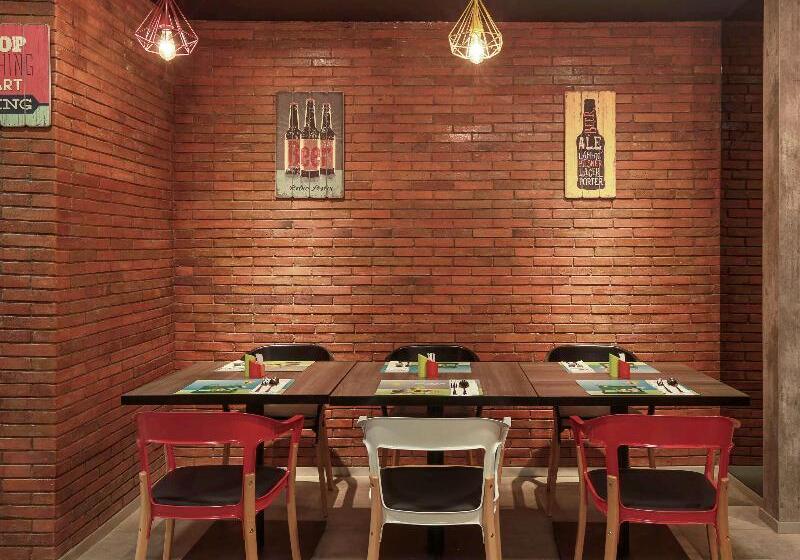 בית מלון כפרי Ibis Styles Makassar Sam Ratulangi