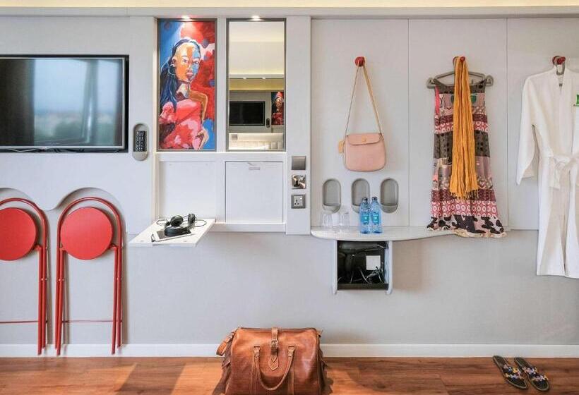 ホテル Ibis Styles Nairobi Westlands