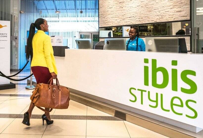 ホテル Ibis Styles Nairobi Westlands
