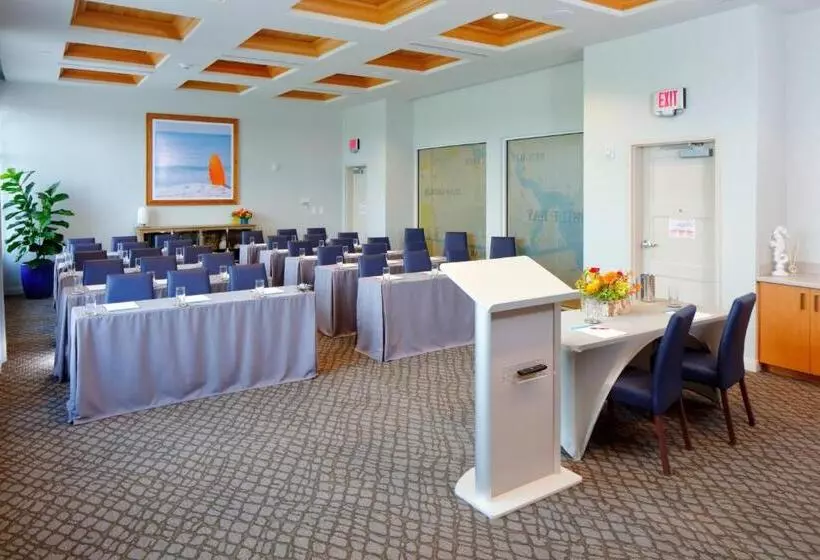 ホテル Indigo Orange Beach   Gulf Shores, An Ihg
