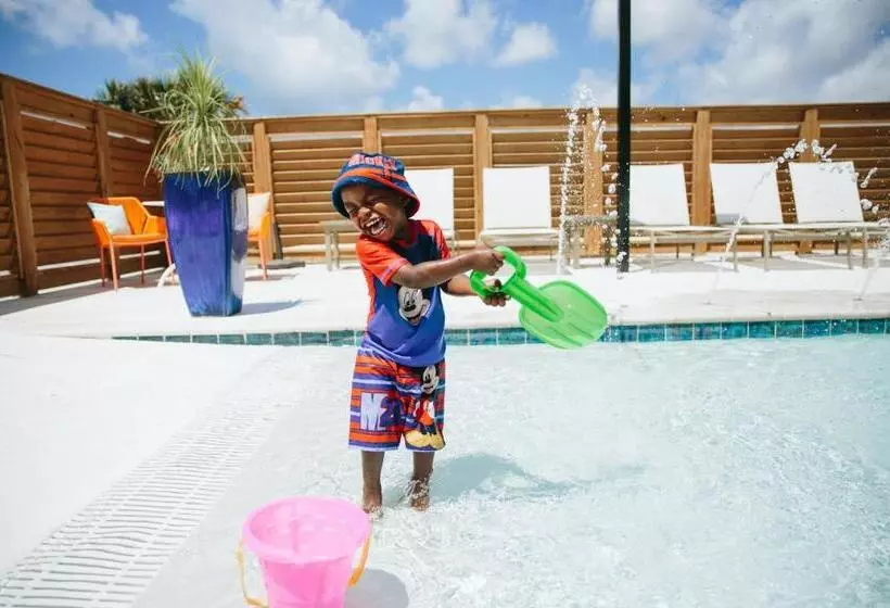 ホテル Indigo Orange Beach   Gulf Shores, An Ihg
