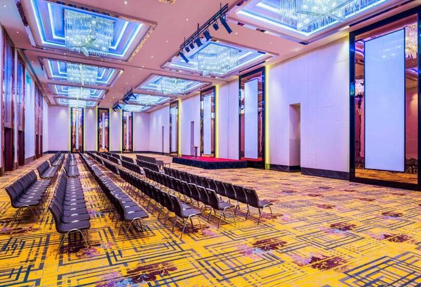 酒店 Le Méridien Putrajaya