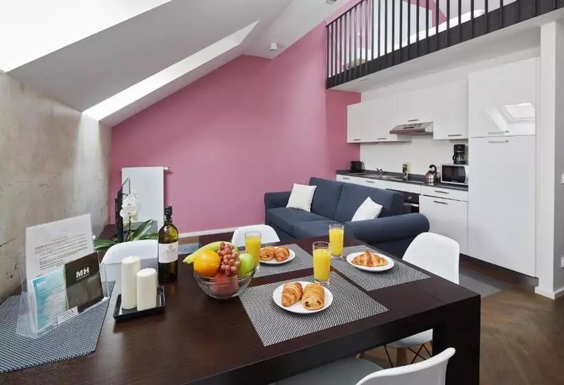 Hotelli MH Apartments River Prague
