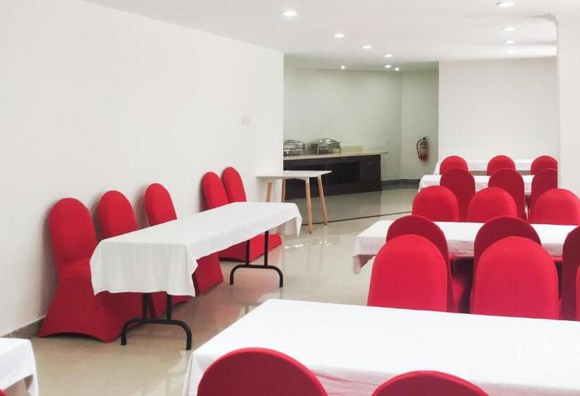 Hotelli Treebo Trend Adrak