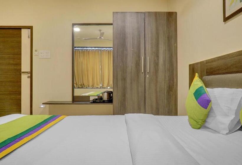 Hotel Treebo Bhagyashree Executive