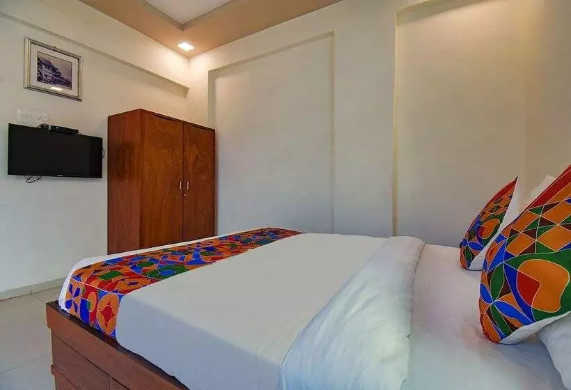 Fabhotel Galaxy Inn