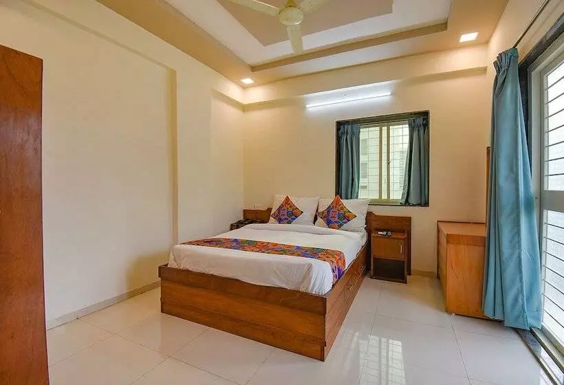 Fabhotel Galaxy Inn