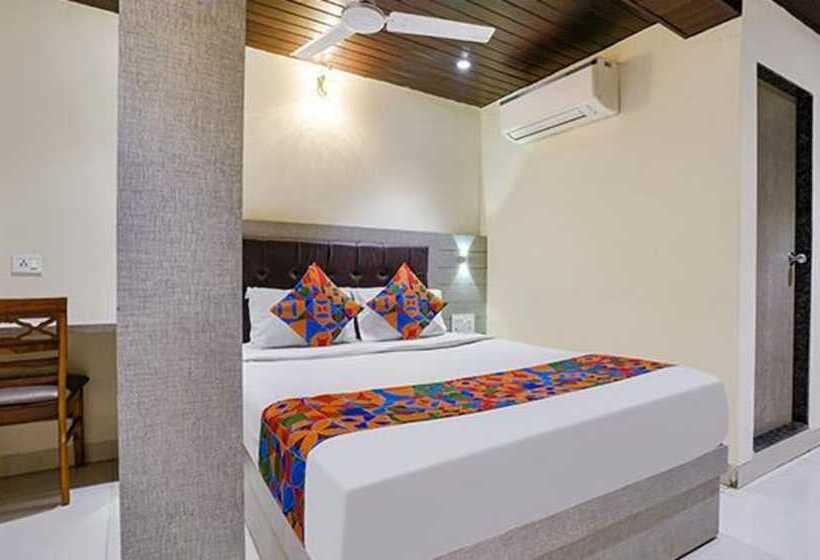 Fabhotel New Prince Palace