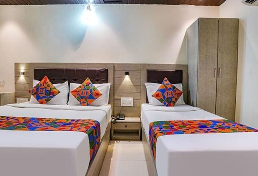 Fabhotel New Prince Palace