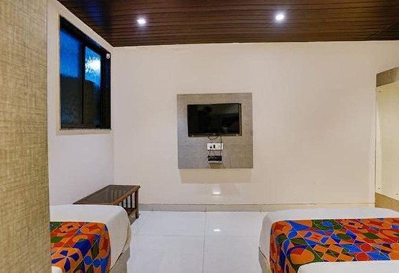 Fabhotel New Prince Palace