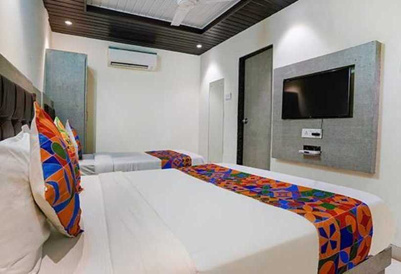 Fabhotel New Prince Palace