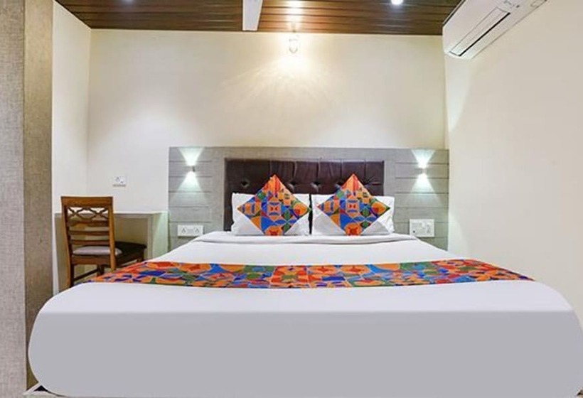 Fabhotel New Prince Palace