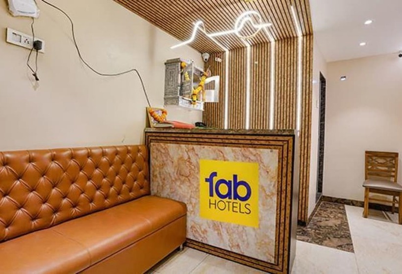 Fabhotel New Prince Palace