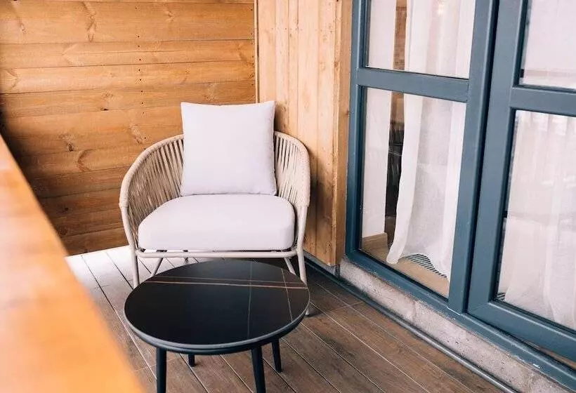 Forest 1961 Hotel & Restaurant