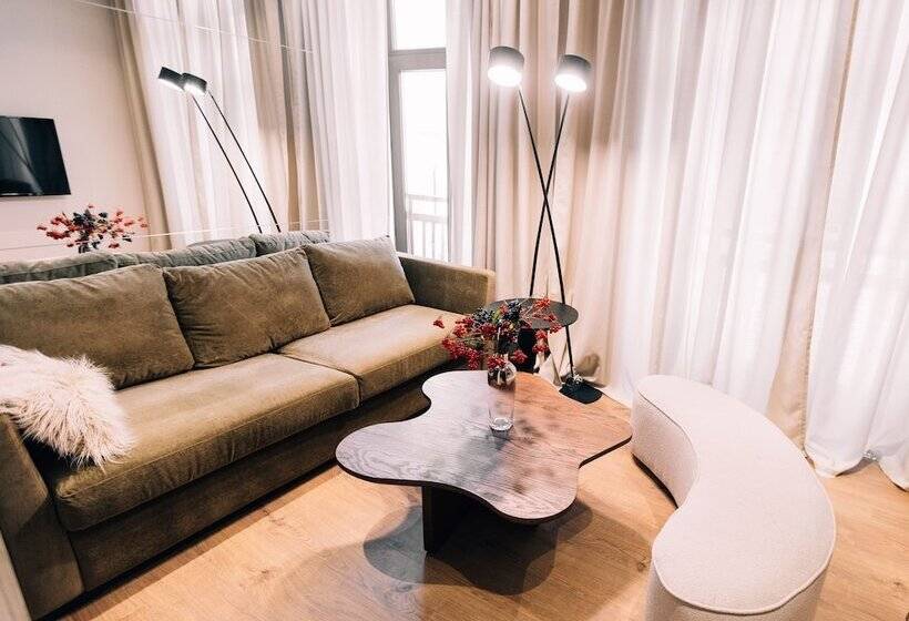 Forest 1961 Hotel & Restaurant