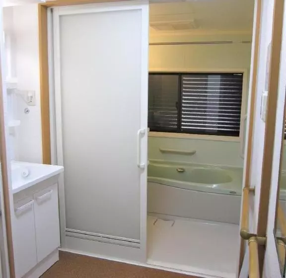 Hotelli Guesthouse Azmo   Vacation Stay 35375v