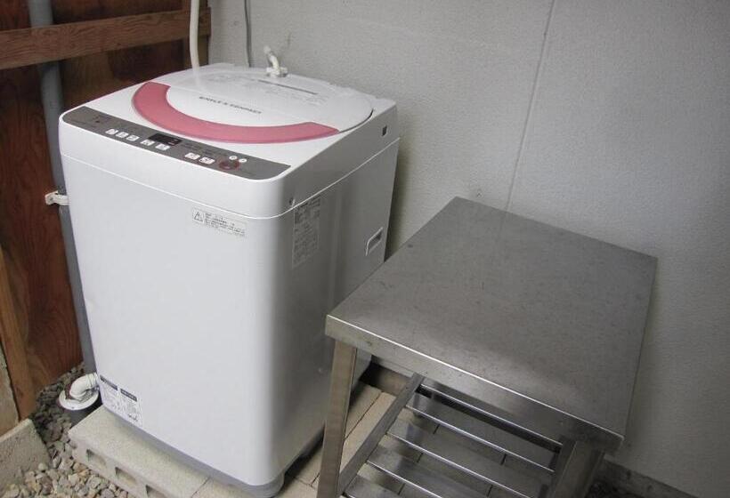 Otel Guesthouse Azmo   Vacation Stay 35375v