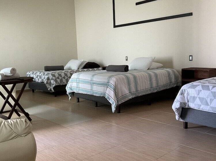 هتل Ho Santa María