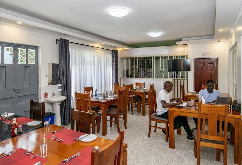 هتل Leisure Apex Resort