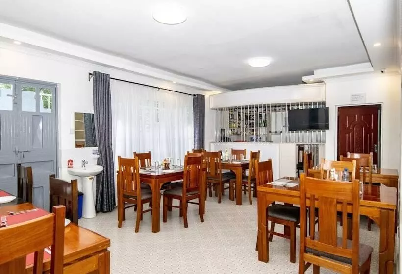 هتل Leisure Apex Resort