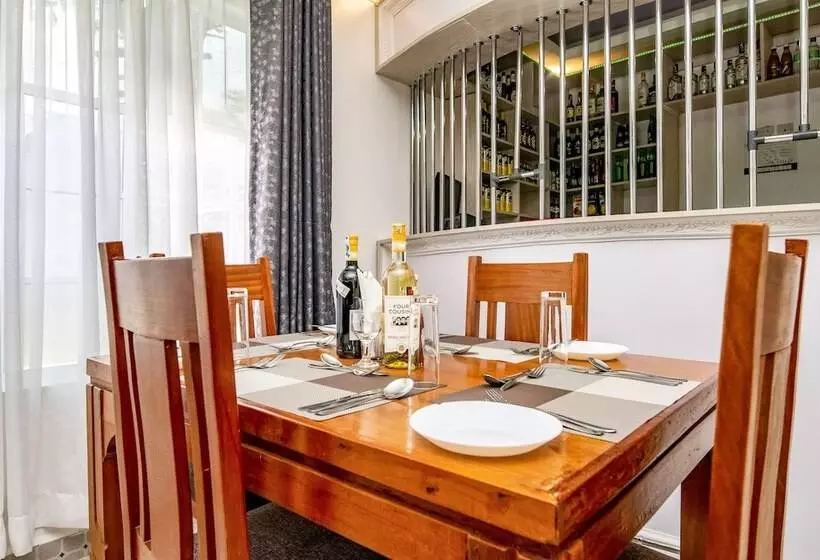 هتل Leisure Apex Resort