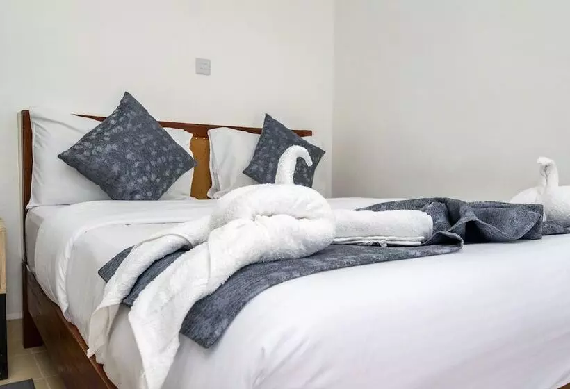 هتل Leisure Apex Resort