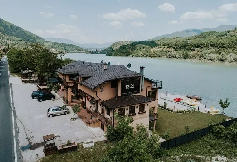 هتل Noor Konjic