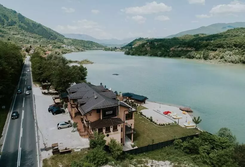 هتل Noor Konjic
