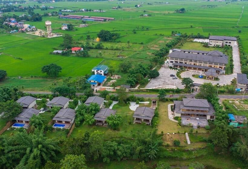 هتل Soaltee Westend Resort Chitwan