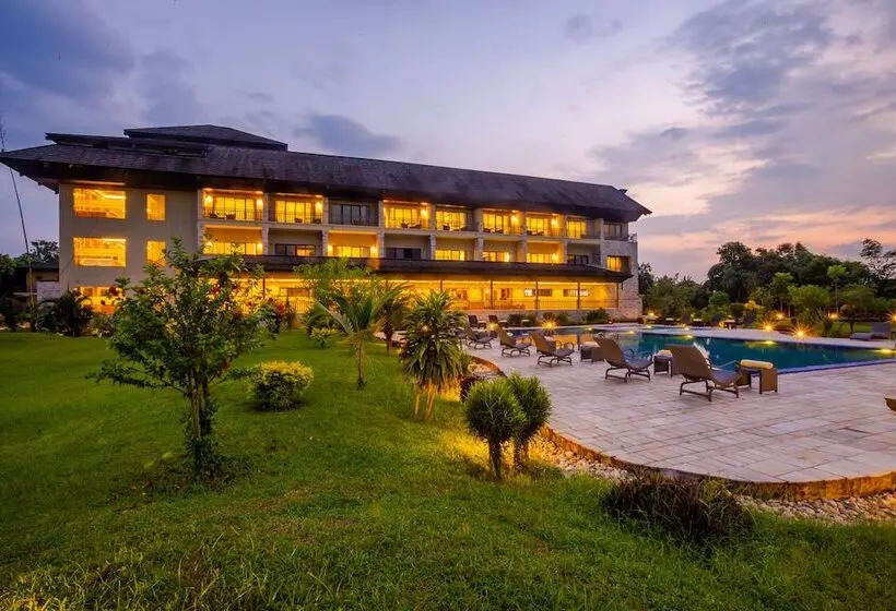 هتل Soaltee Westend Resort Chitwan