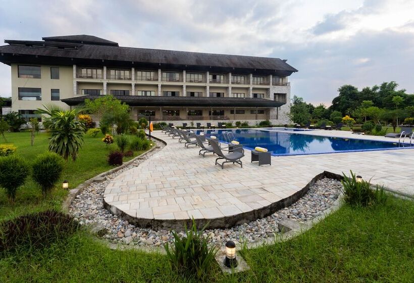 هتل Soaltee Westend Resort Chitwan