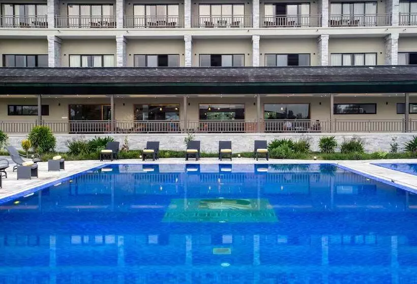 هتل Soaltee Westend Resort Chitwan