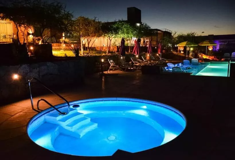 Hotelli Valle Las Piedras Premium Suites