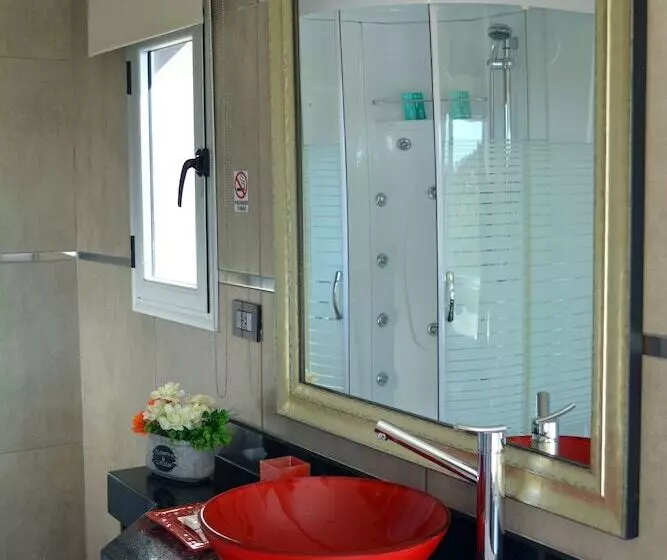 Hotelli Valle Las Piedras Premium Suites