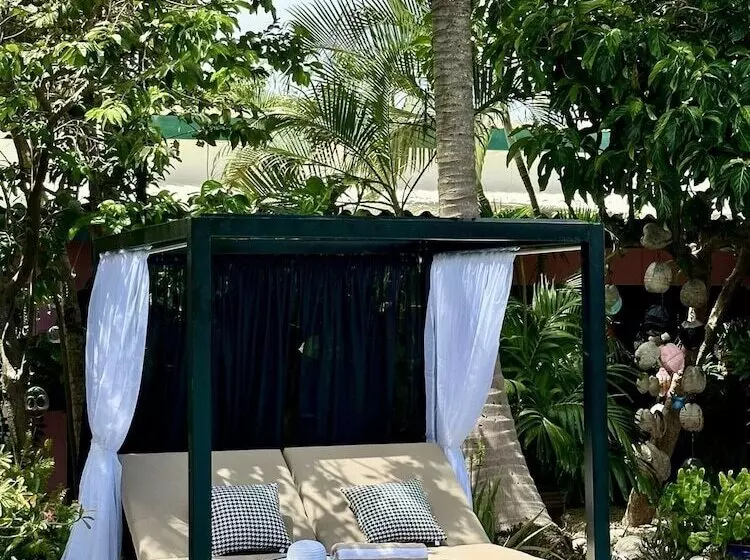 Thuishaven Adults Only Boutique Resort