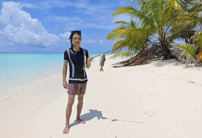 تختخواب و صبحانه Dhonfulhafi Beach View & Spa