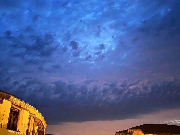 Hotel Aamaghati Wildlife Resort