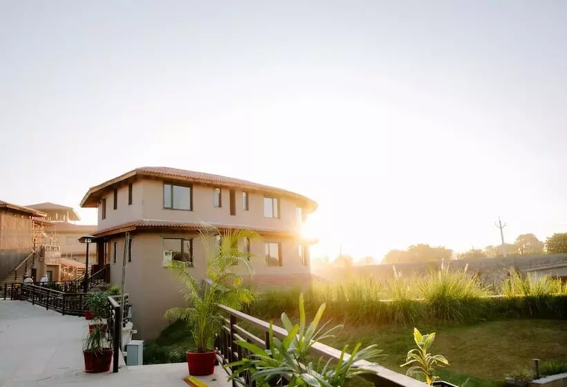 Hotelli Aamaghati Wildlife Resort