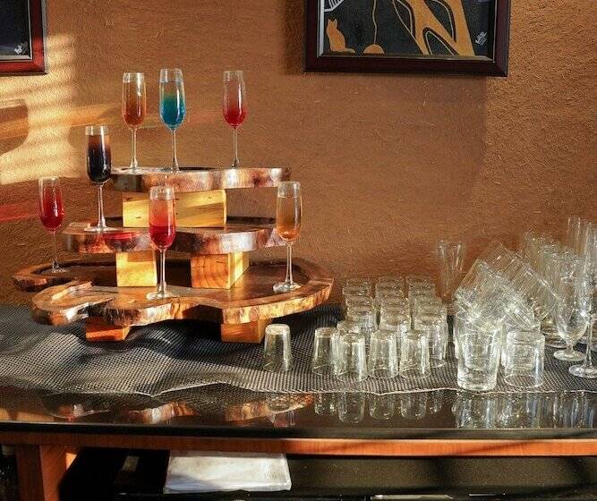 Hotel Aamaghati Wildlife Resort