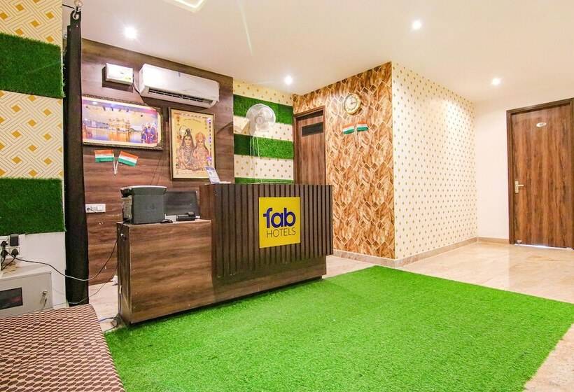 Fabhotel Chandigarh