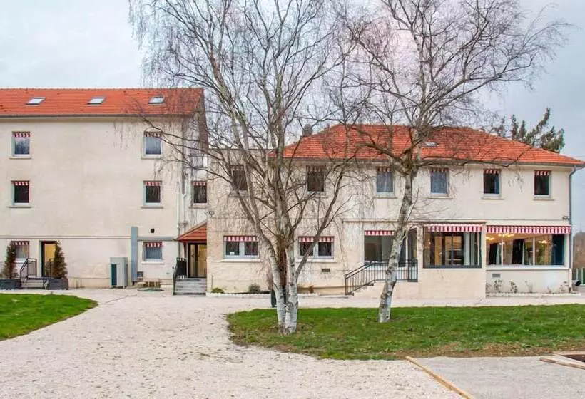 Retkeilymaja La Coudraie – Proche De Disneyland