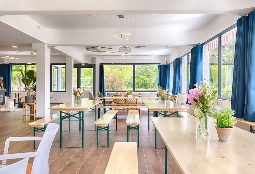 هاستل La Coudraie – Proche De Disneyland