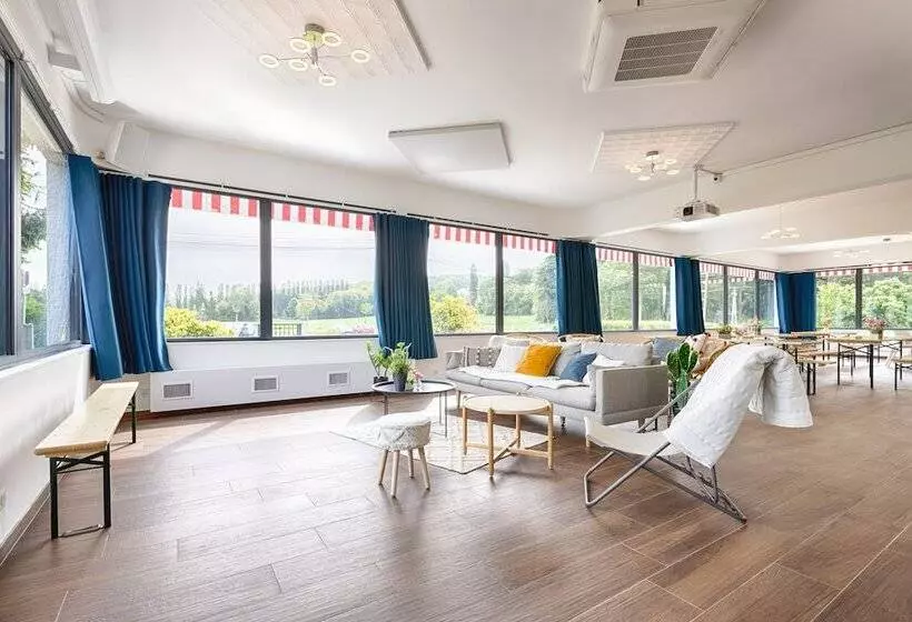 Retkeilymaja La Coudraie – Proche De Disneyland