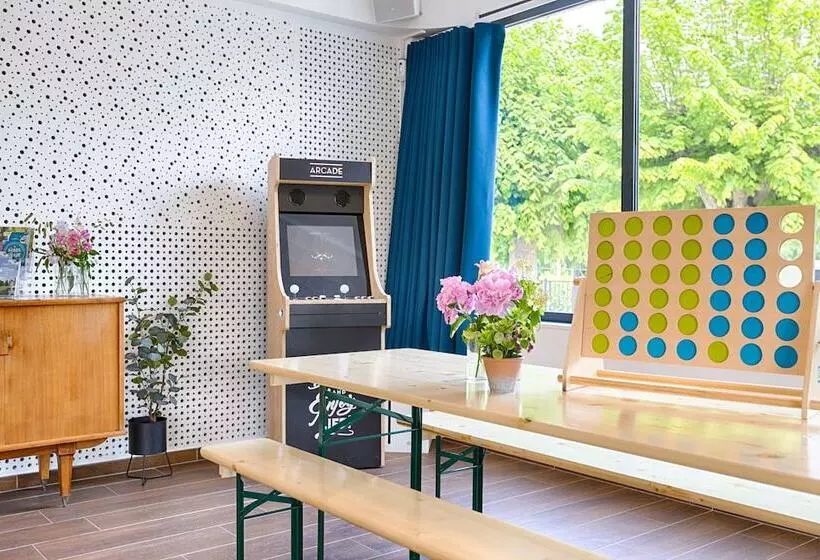 Retkeilymaja La Coudraie – Proche De Disneyland