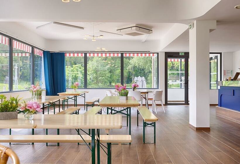 هاستل La Coudraie – Proche De Disneyland