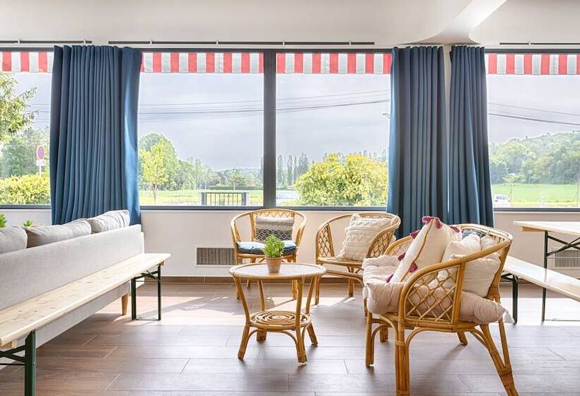 هاستل La Coudraie – Proche De Disneyland