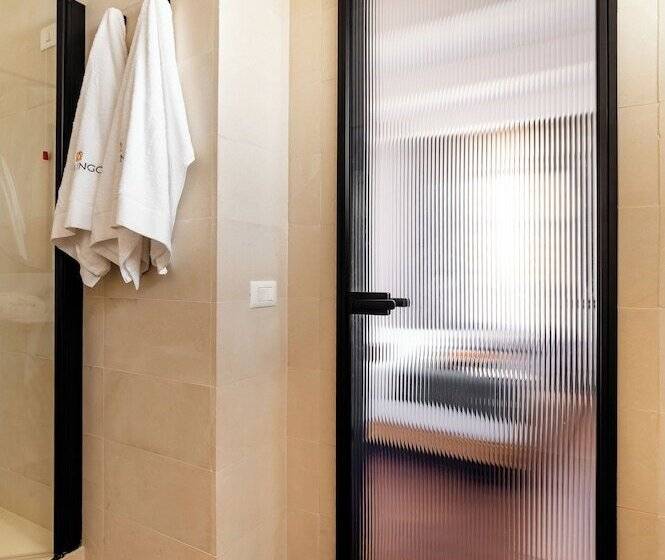 تختخواب و صبحانه Arringo   Stay Comfy